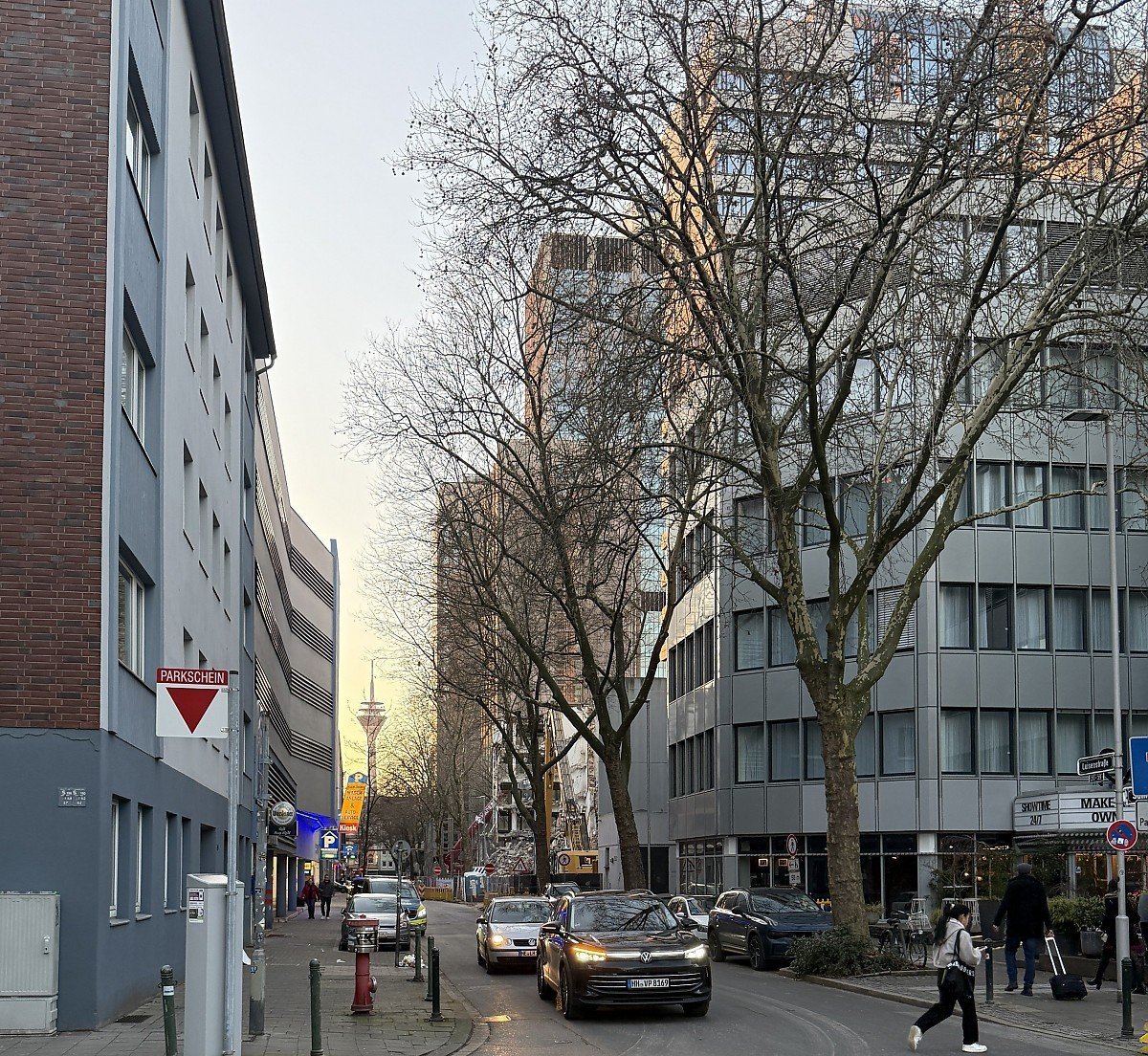 Foto Friedrichstadt – Urbanes Leben mit historischem Charme