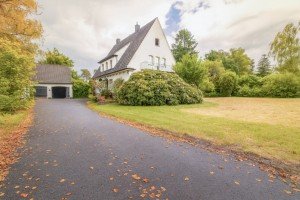 Hauptbild Exklusives Villengrundstück mit altem Baumbestand und viel Privatsphäre