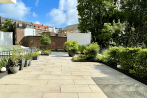 Hauptbild Exklusive Maisonette mit 100 m² Terrasse, Einbauküche, Stellplätzen und Balkon nahe Königsallee